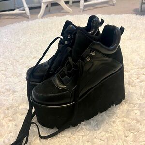 Platform Shoes
